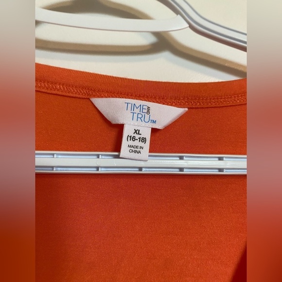 TIME and tru size X large - Picture 2 of 3